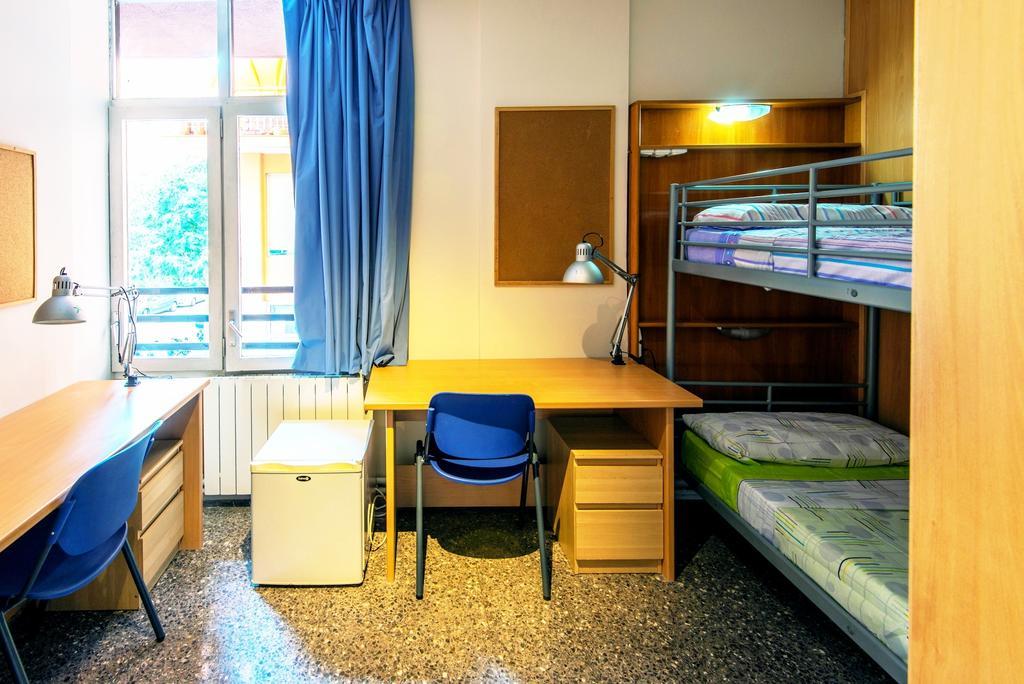 Residencia Sants Vandrehjem Barcelona Værelse billede