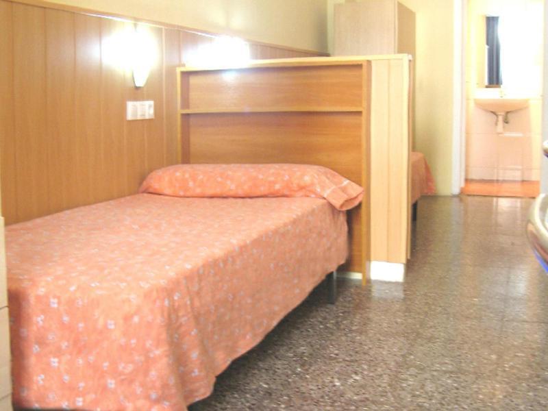 Residencia Sants Vandrehjem Barcelona Værelse billede